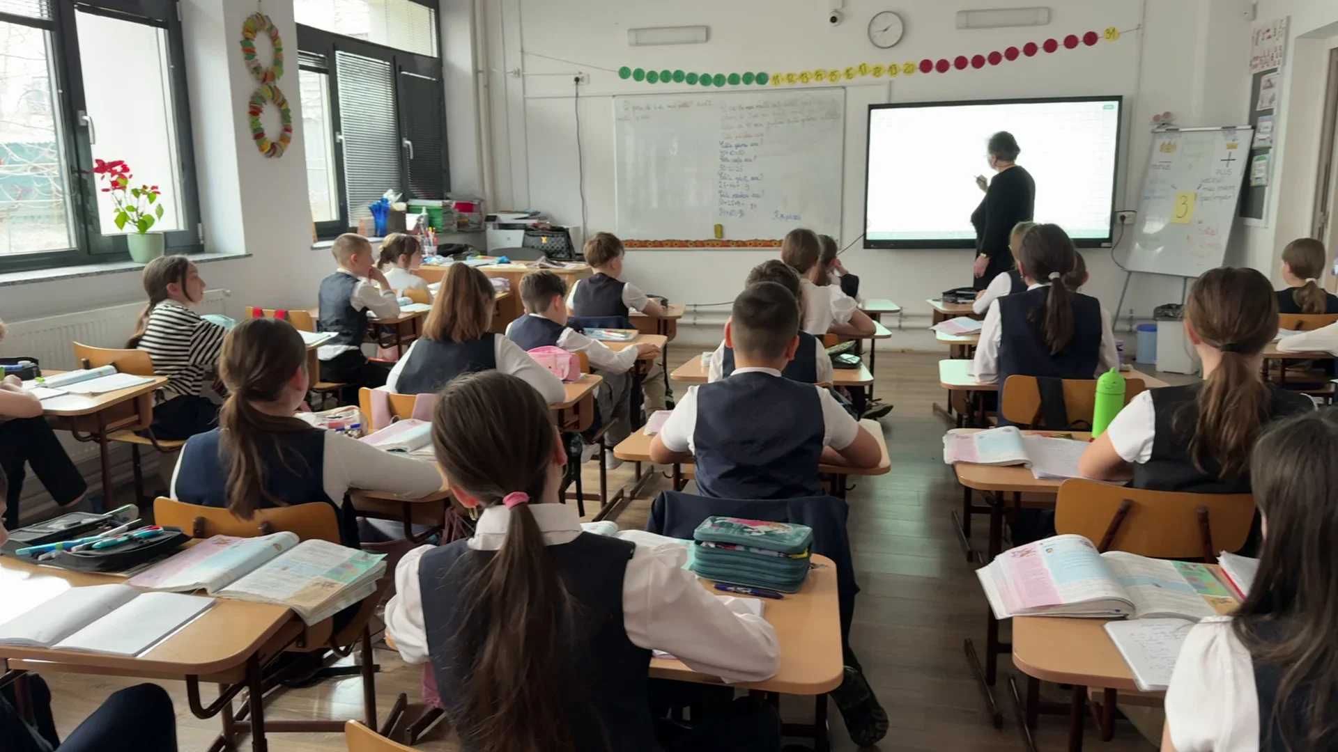 Buget redus pentru primele din educație