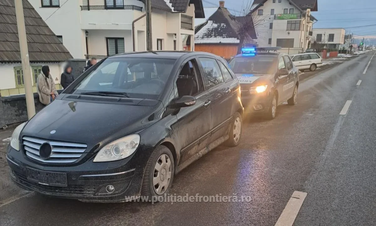 Minor de 16 ani prins de polițiștii de frontieră la volan, în zona Bilca
