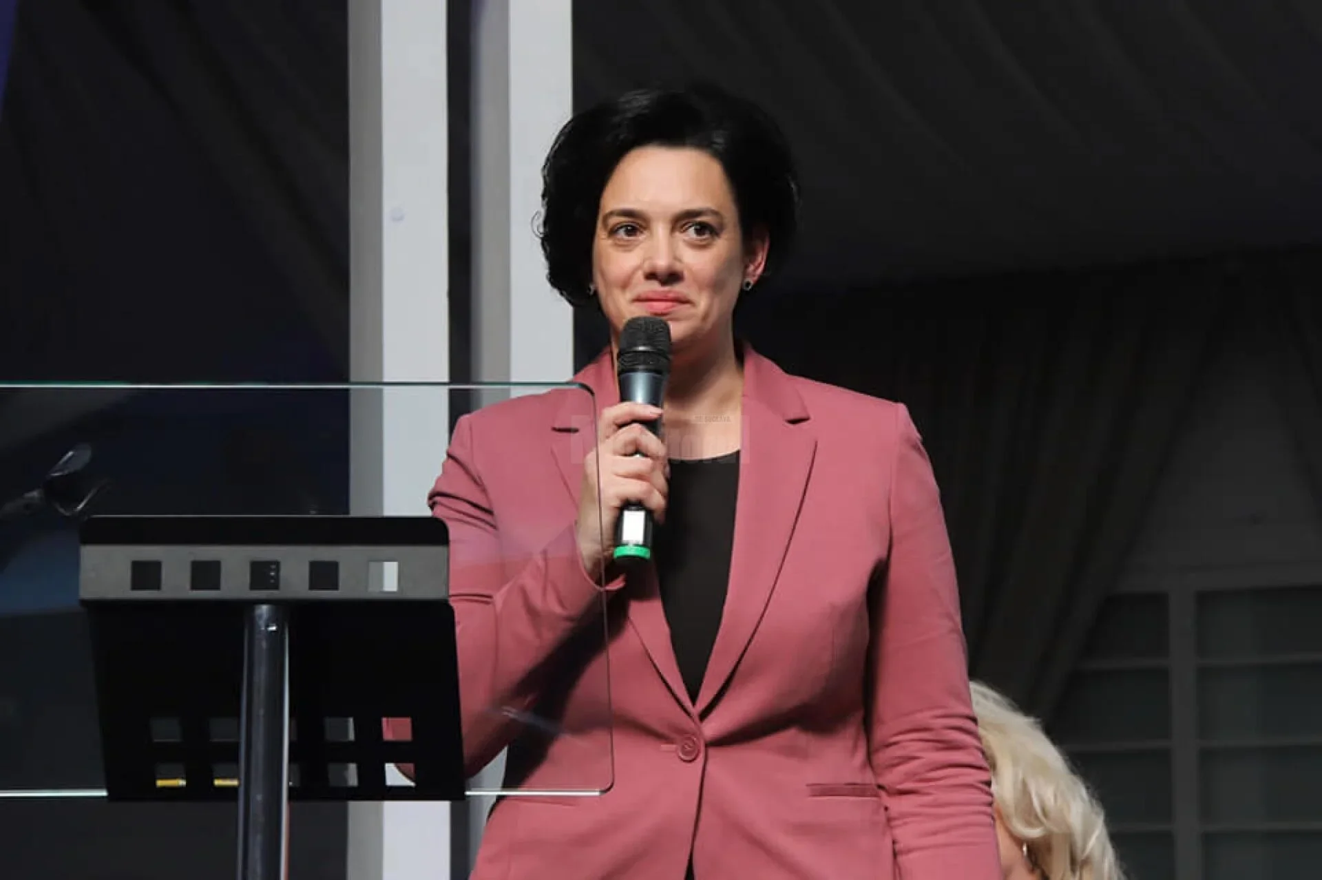 Angelica Fădor: " Nu am discutat posibilitatea de a fi prefect al Sucevei"