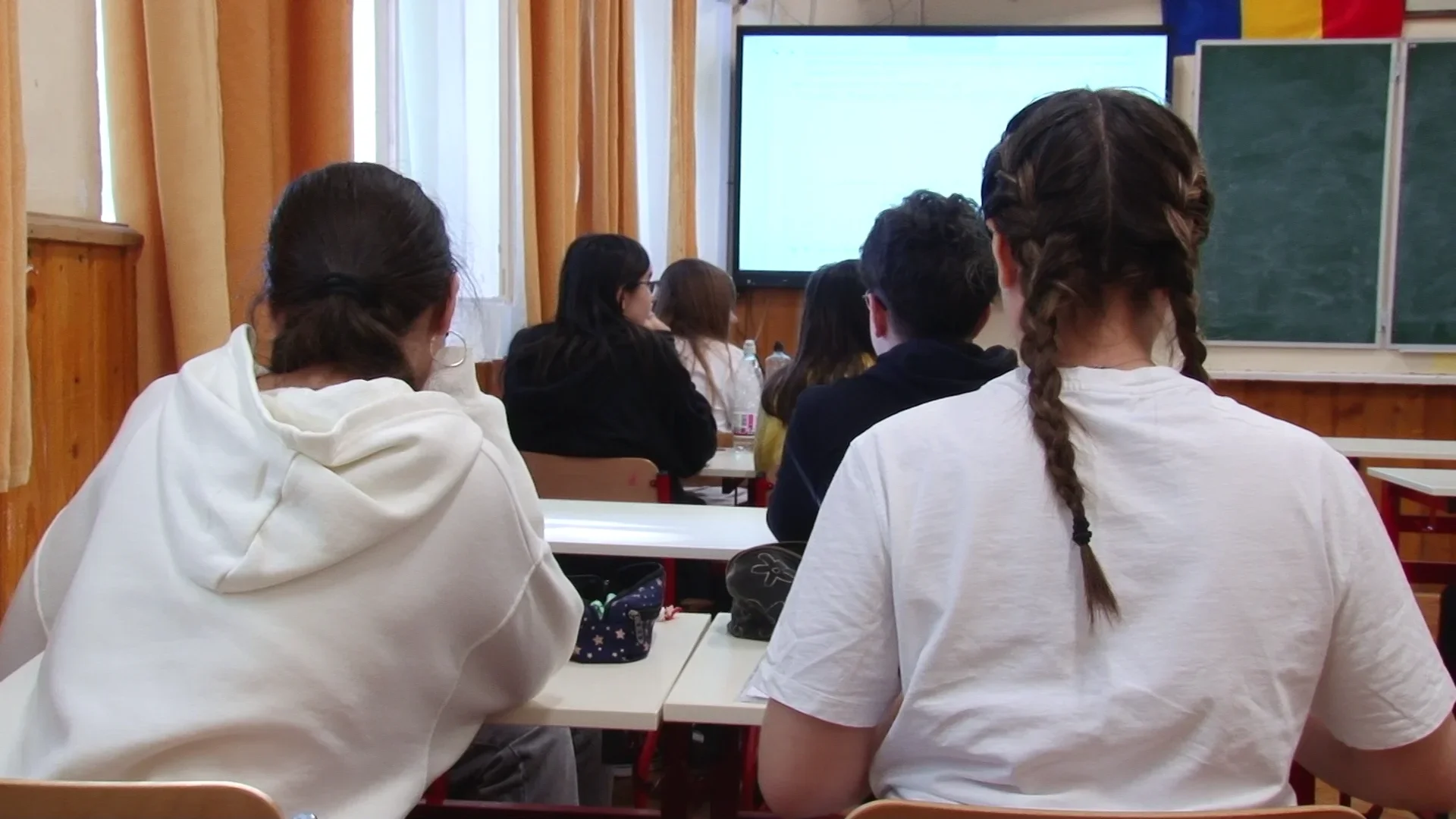 Elevii de clasa a VIII-a au susținut simularea Evaluării Naționale