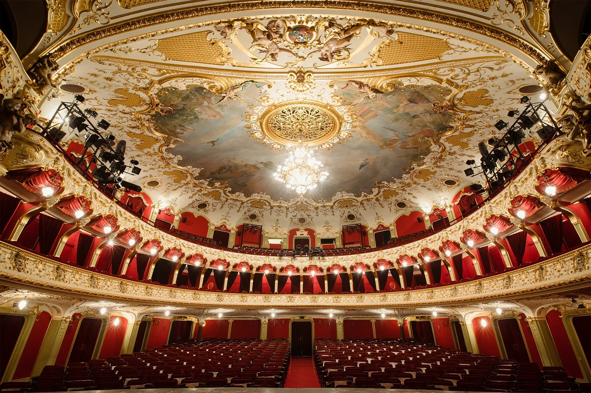 𝟏𝟖𝟔 𝐝𝐞 𝐚𝐧𝐢 de la înființarea Teatrului Național din Iași