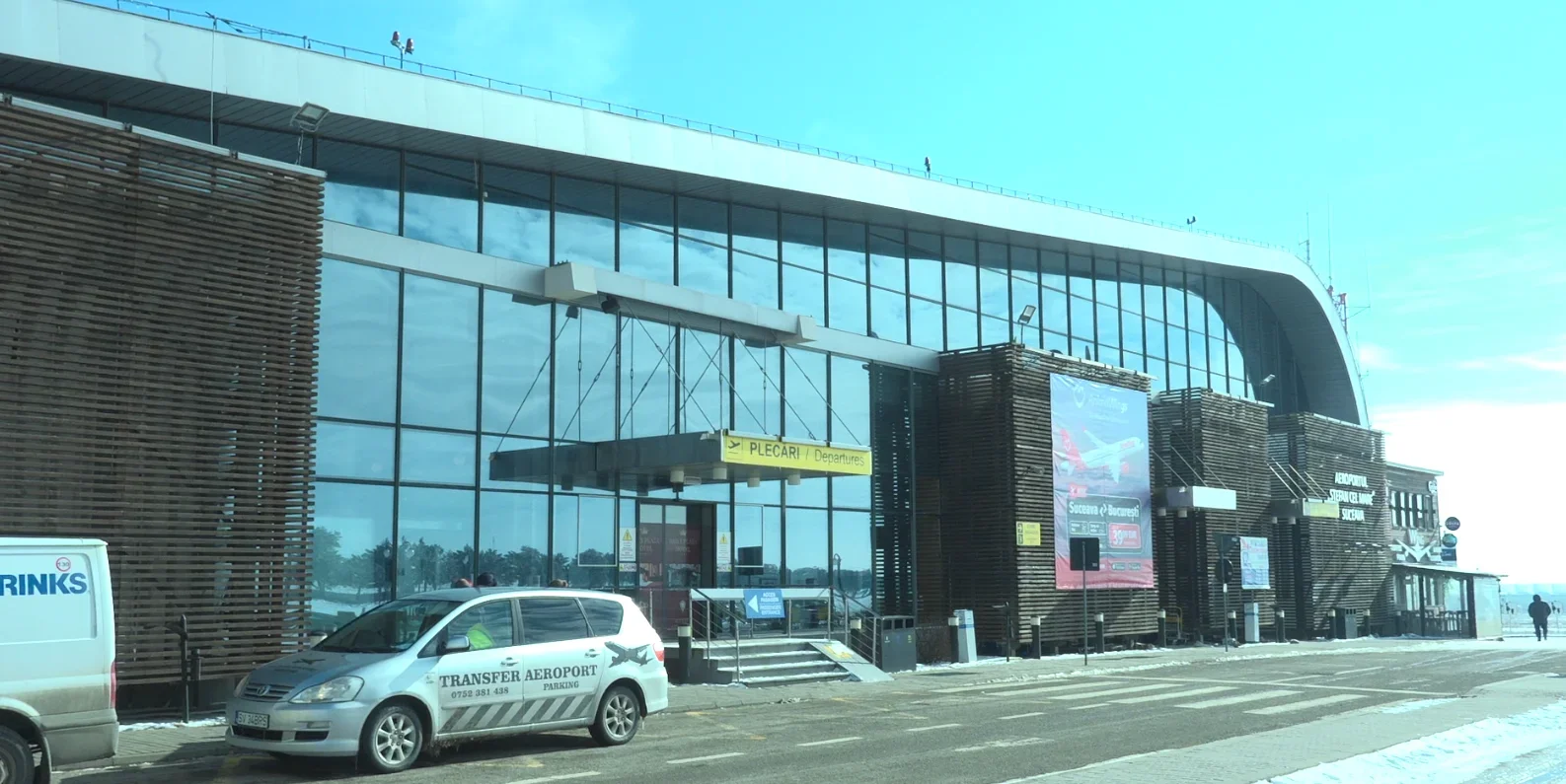 Vacanțe mai ușoare cu aeroport aproape