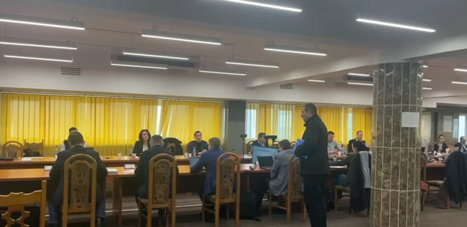 „Facem  Suceava bine”, sucevenii îi cer socoteală primarului Rîmbu