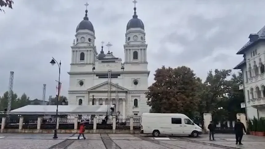 Zece îndemnuri pentru pelerinii care vin la Sfânta Parascheva
